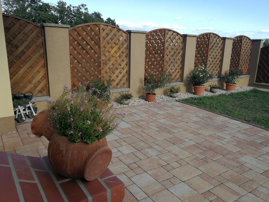 Vitis Vendégház Becsehely Exterior foto